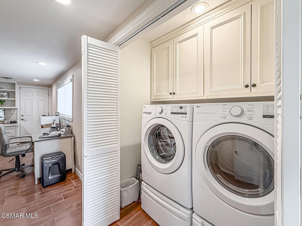 3116 Lori Circle Simi Valley, CA 93063 - Photo 23 of 74 a view of a hallway with washer and dryer