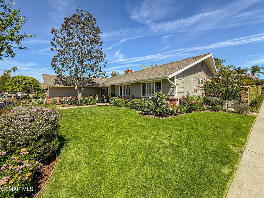 3116 Lori Circle Simi Valley, CA 93063 - Photo 3 of 74 a front view of house with garden