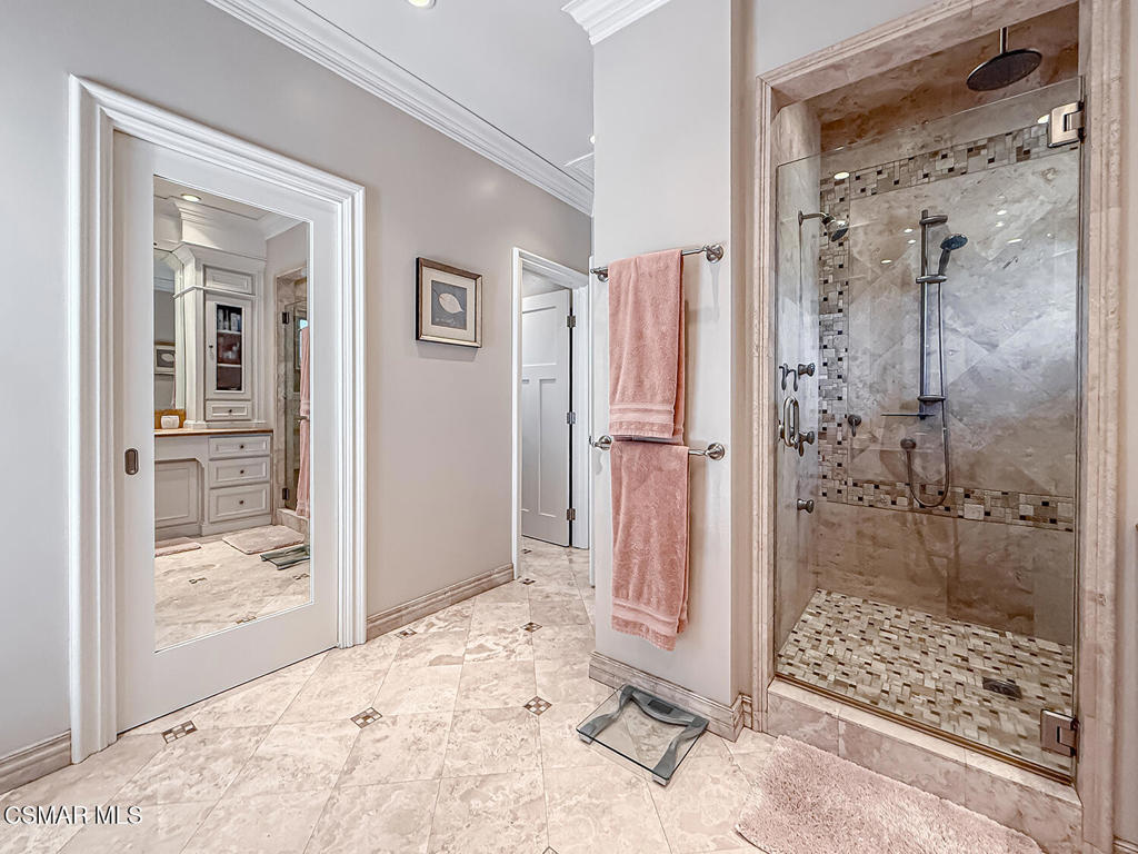 3116 Lori Circle Simi Valley, CA 93063 - Photo 45 of 74 a bathroom with a shower and a sink