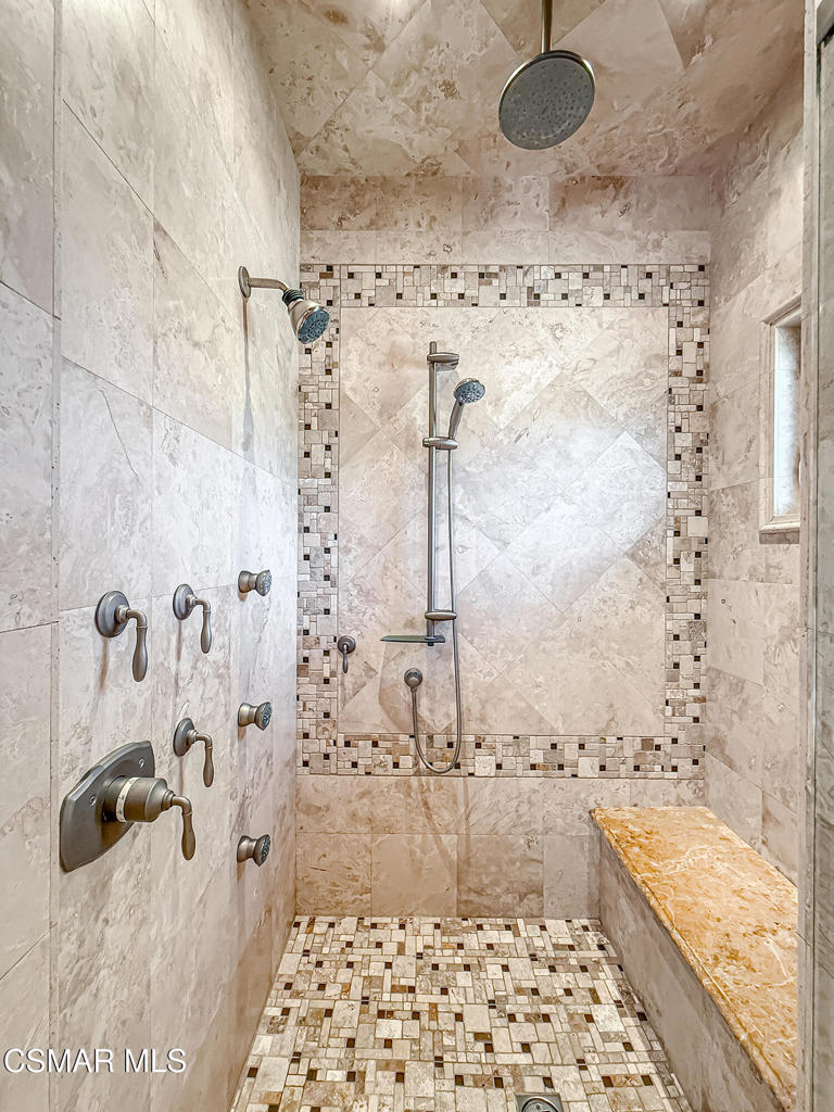 3116 Lori Circle Simi Valley, CA 93063 - Photo 46 of 74 a bathroom with a bathtub and shower