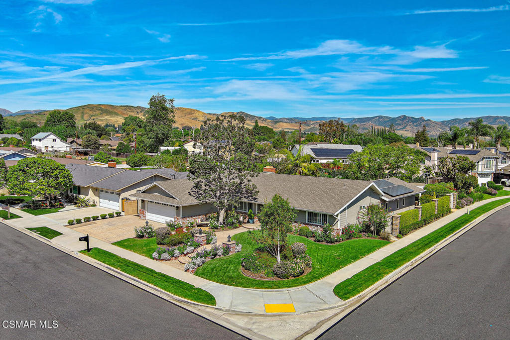 3116 Lori Circle Simi Valley, CA 93063 - Photo 64 of 74 a view of a city from a balcony