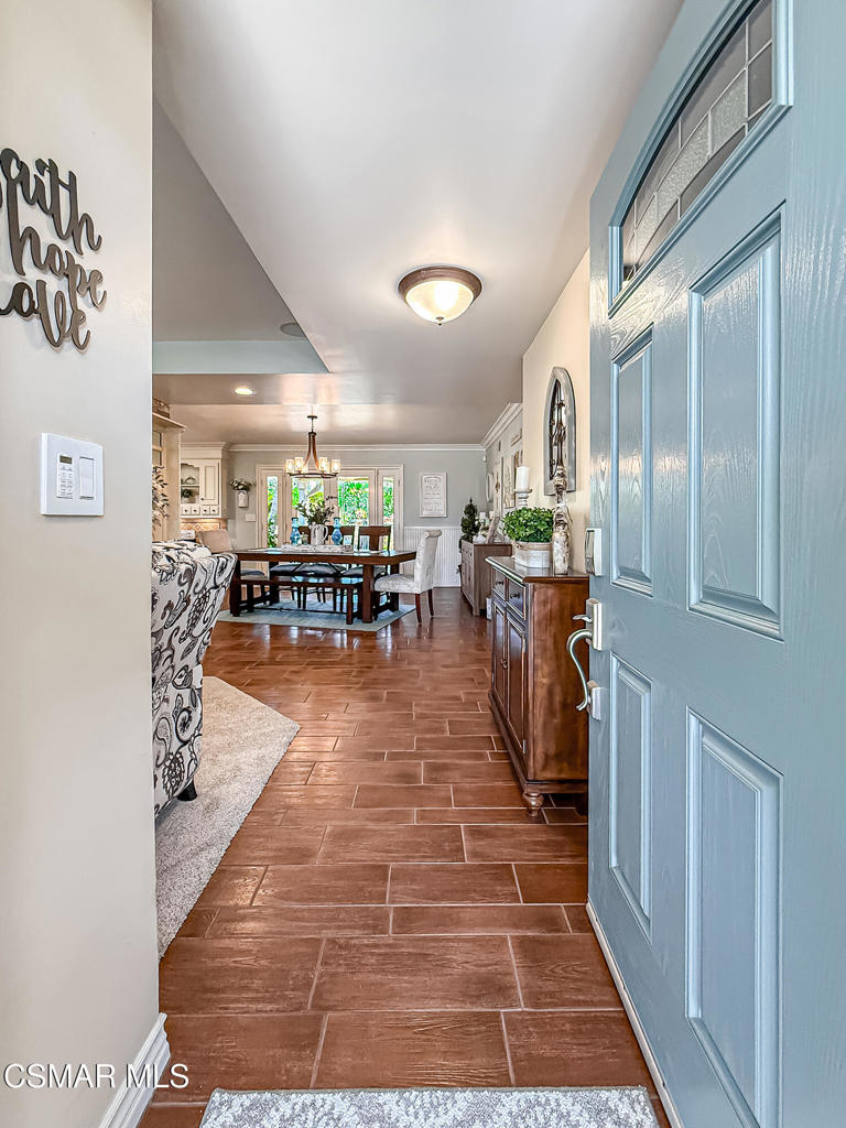 3116 Lori Circle Simi Valley, CA 93063 - Photo 7 of 74