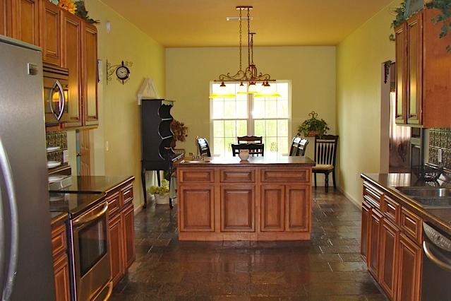 749 Davidson Road DeFuniak Springs, FL 32433 - Photo 16 of 46 Beautiful Kitchen