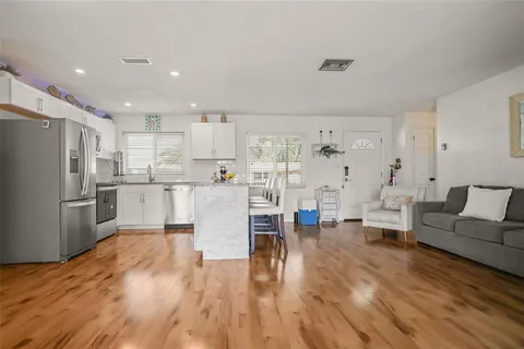 $454,000 | 1218 Lazy Lake Road East, Dunedin, FL 34698