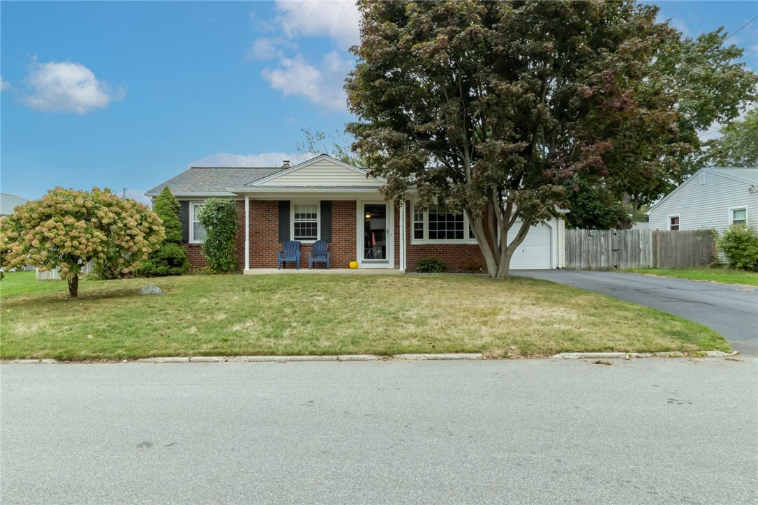 67 Colony Road East Providence, RI 02915 - Photo 1 of 25