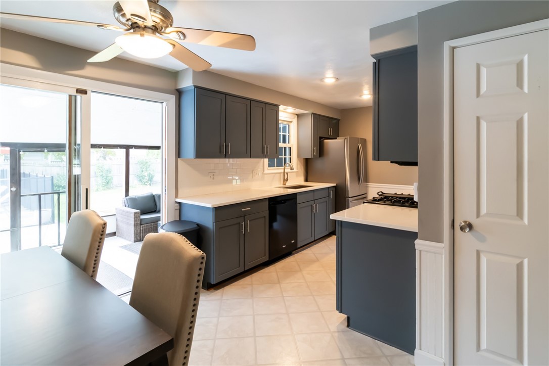 67 Colony Road East Providence, RI 02915 - Photo 5 of 25