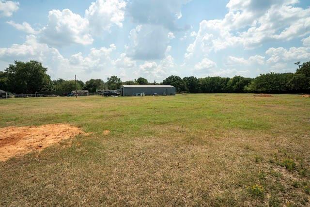 111 South Briaroaks Road Burleson, TX 76028 - Photo 10 of 39