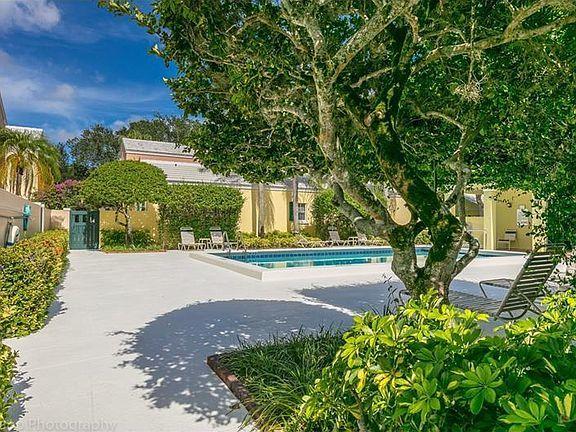 5884 Bartram Street Boca Raton, FL 33433 - Photo 29 of 37 44