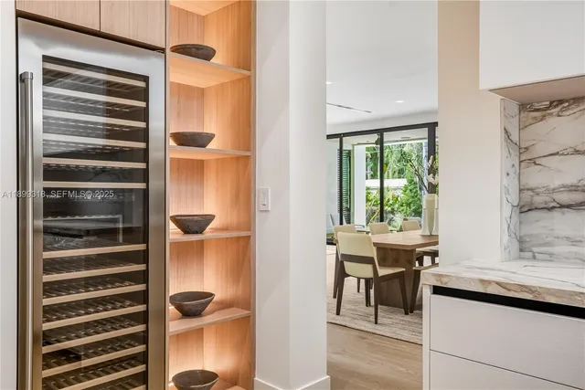 $4,295,000 | 6781 Southwest 75th Terrace, South Miami, FL 33143