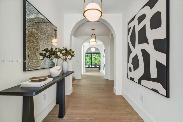 $4,295,000 | 6781 Southwest 75th Terrace, South Miami, FL 33143