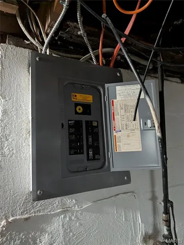 $115,000 | 8033 Winfield Avenue, St. Louis, MO 63114