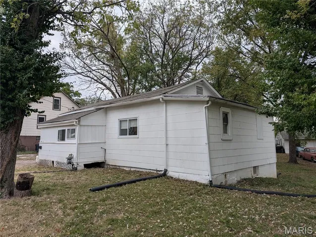 $115,000 | 8033 Winfield Avenue, St. Louis, MO 63114