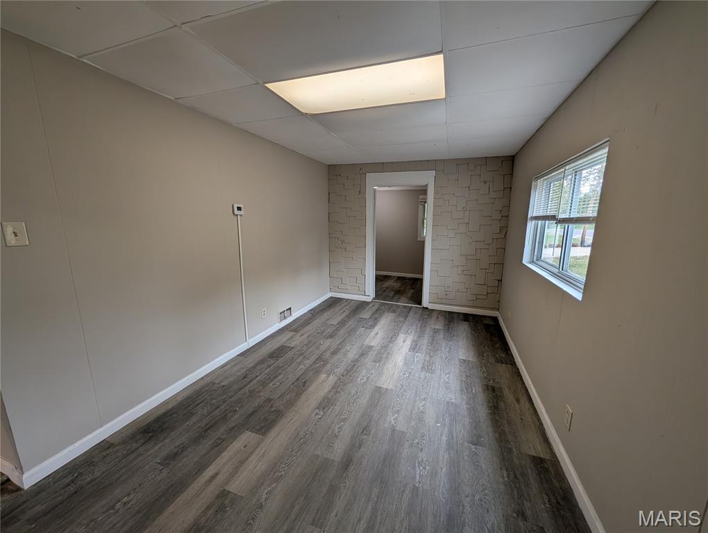 8033 Winfield Avenue St. Louis, MO 63114 - Photo 3 of 10