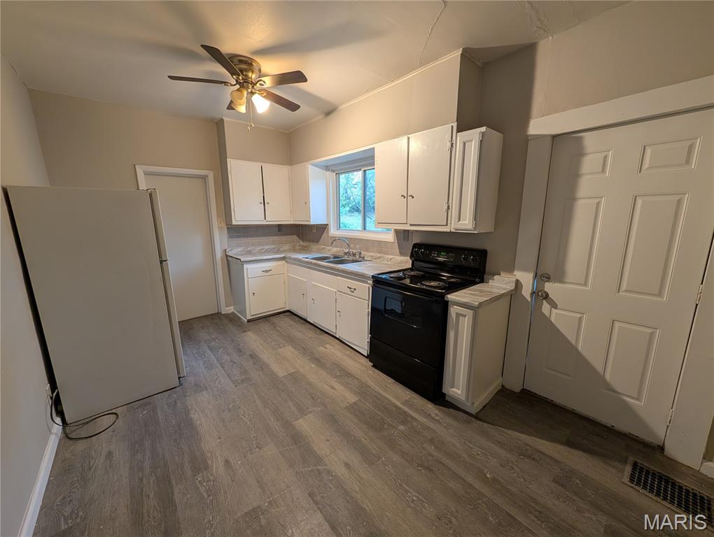 8033 Winfield Avenue St. Louis, MO 63114 - Photo 4 of 10