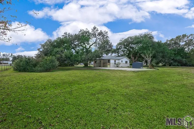 $324,900 | 40008 La Highway, Gonzales, LA 70737
