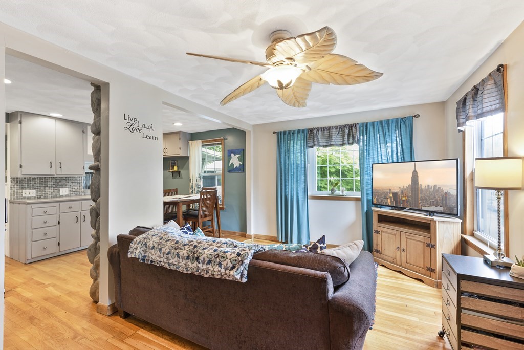 7 Upland Road Lynn, MA 01902 - Photo 18 of 24 Gallery Image 18