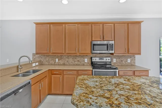 $620,000 | 2822 Inlet Cove Lane West, Naples, FL 34120