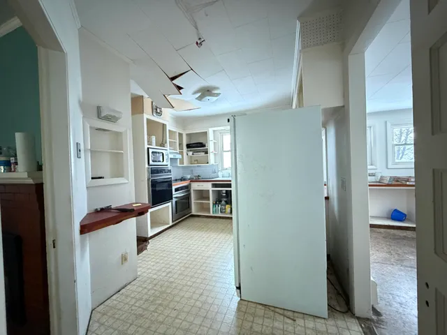 $369,000 | 28 Sargent Street, Westbrook, ME 04092