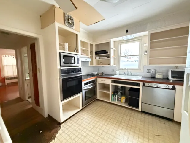 $369,000 | 28 Sargent Street, Westbrook, ME 04092