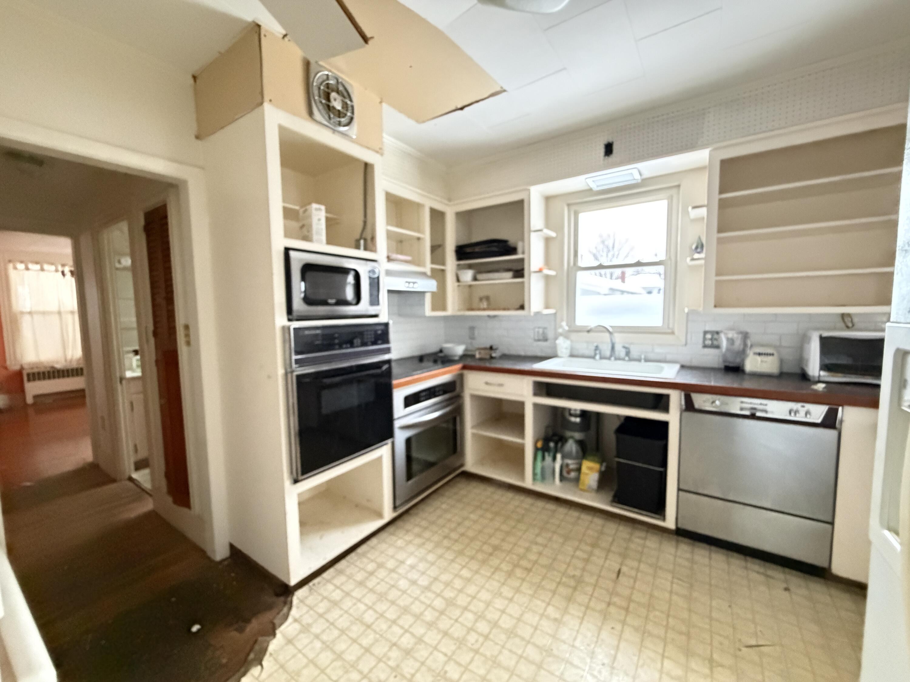 28 Sargent Street Westbrook, ME 04092 - Photo 8 of 56 8