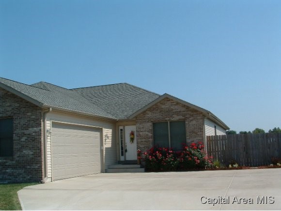 504 Karen Rose Drive Rochester, IL 62563 - Photo 1 of 24 Gallery Image 1