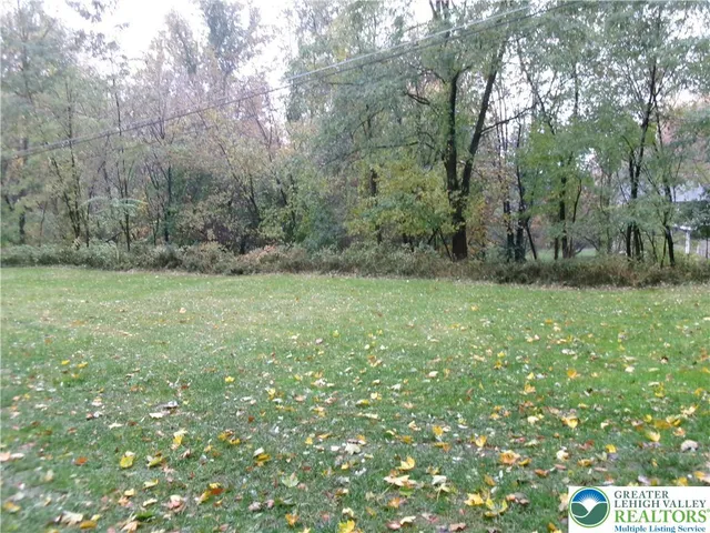 $1,350 | 2410 South Dauphin Street, Allentown, PA 18103