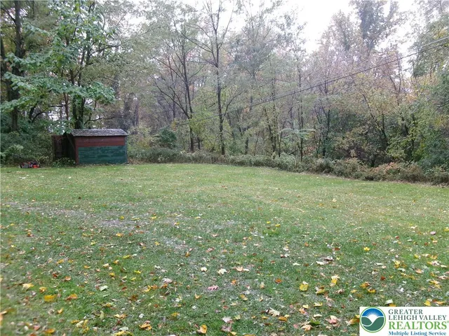 $1,350 | 2410 South Dauphin Street, Allentown, PA 18103