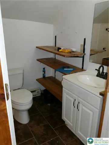 $1,350 | 2410 South Dauphin Street, Allentown, PA 18103