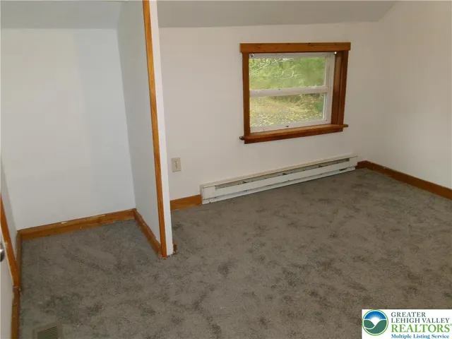 $1,350 | 2410 South Dauphin Street, Allentown, PA 18103