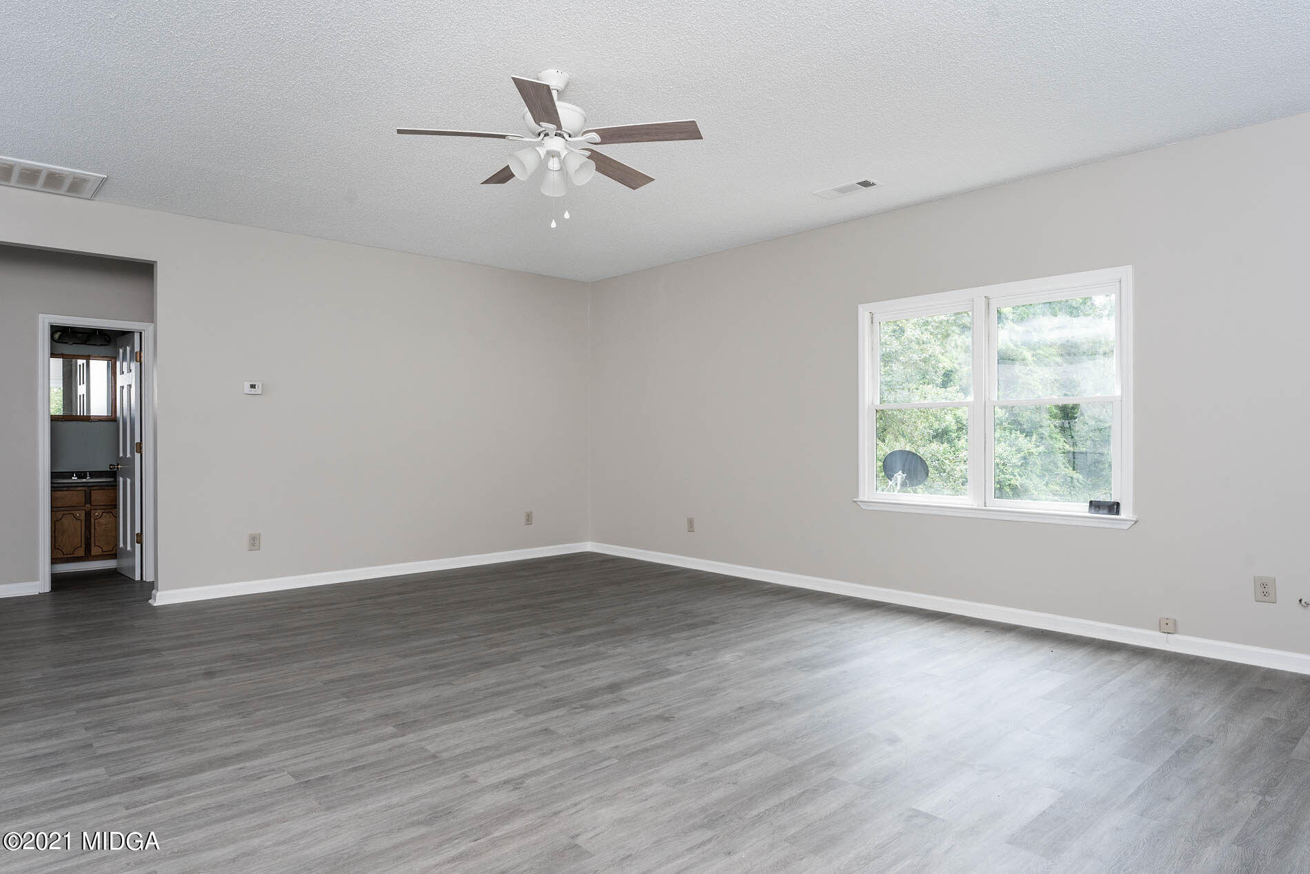 200 Walnut Ridge Drive Macon, GA 31211 - Photo 3 of 21 DSC08179