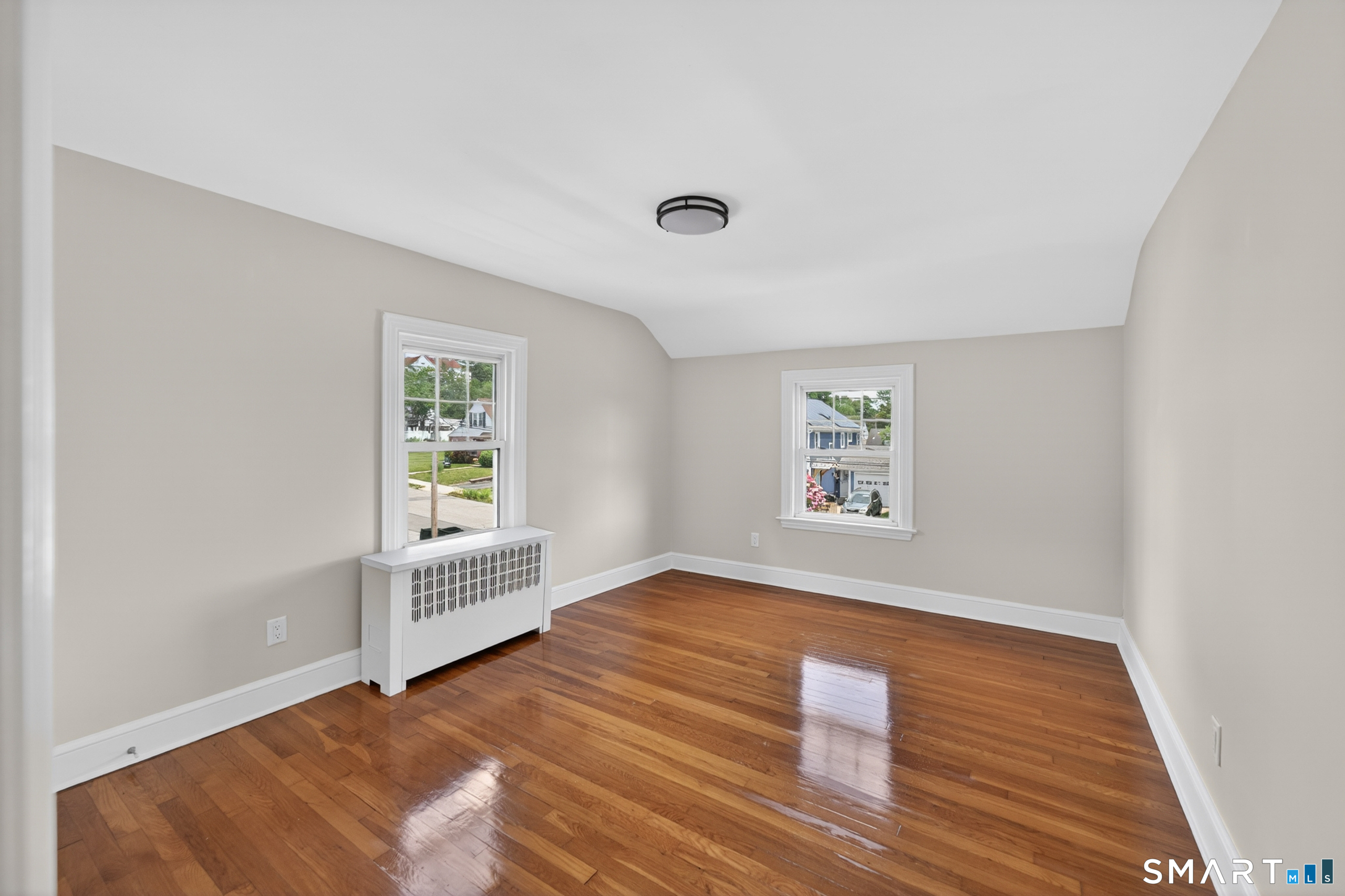 55 Woodlawn Road New London, CT 06320 - Photo 25 of 36