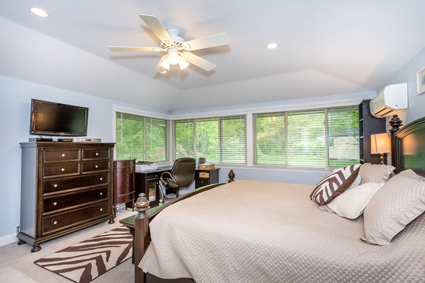 22 Wentworth Road Canton, MA 02021 - Photo 12 of 20