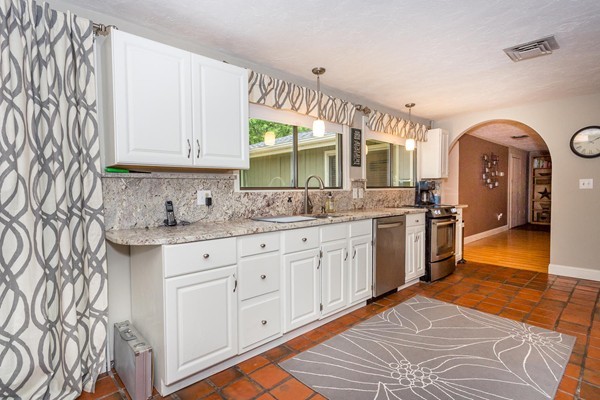 22 Wentworth Road Canton, MA 02021 - Photo 9 of 20