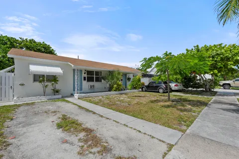 $535,000 | 429 Lytle Street, West Palm Beach, FL 33405