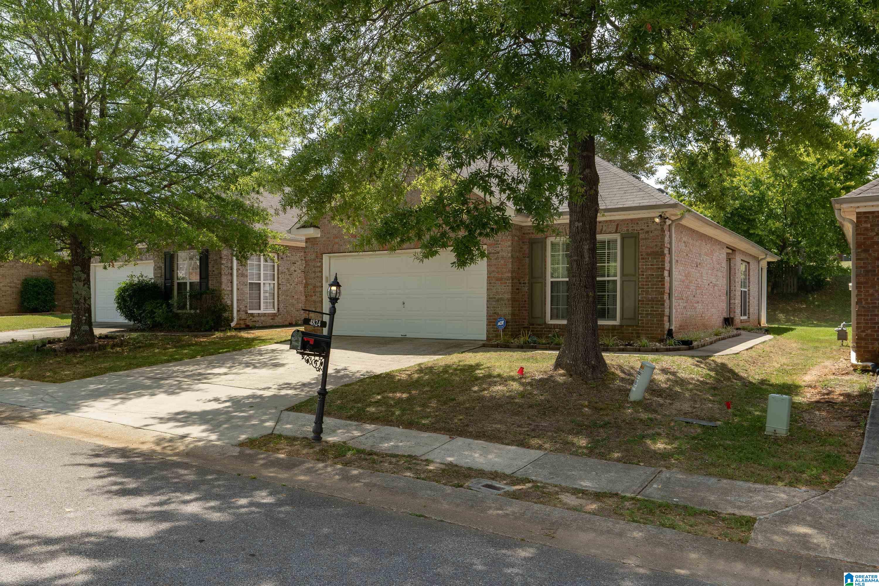 4824 Longmeadow Drive Bessemer, AL 35022 - Photo 2 of 30