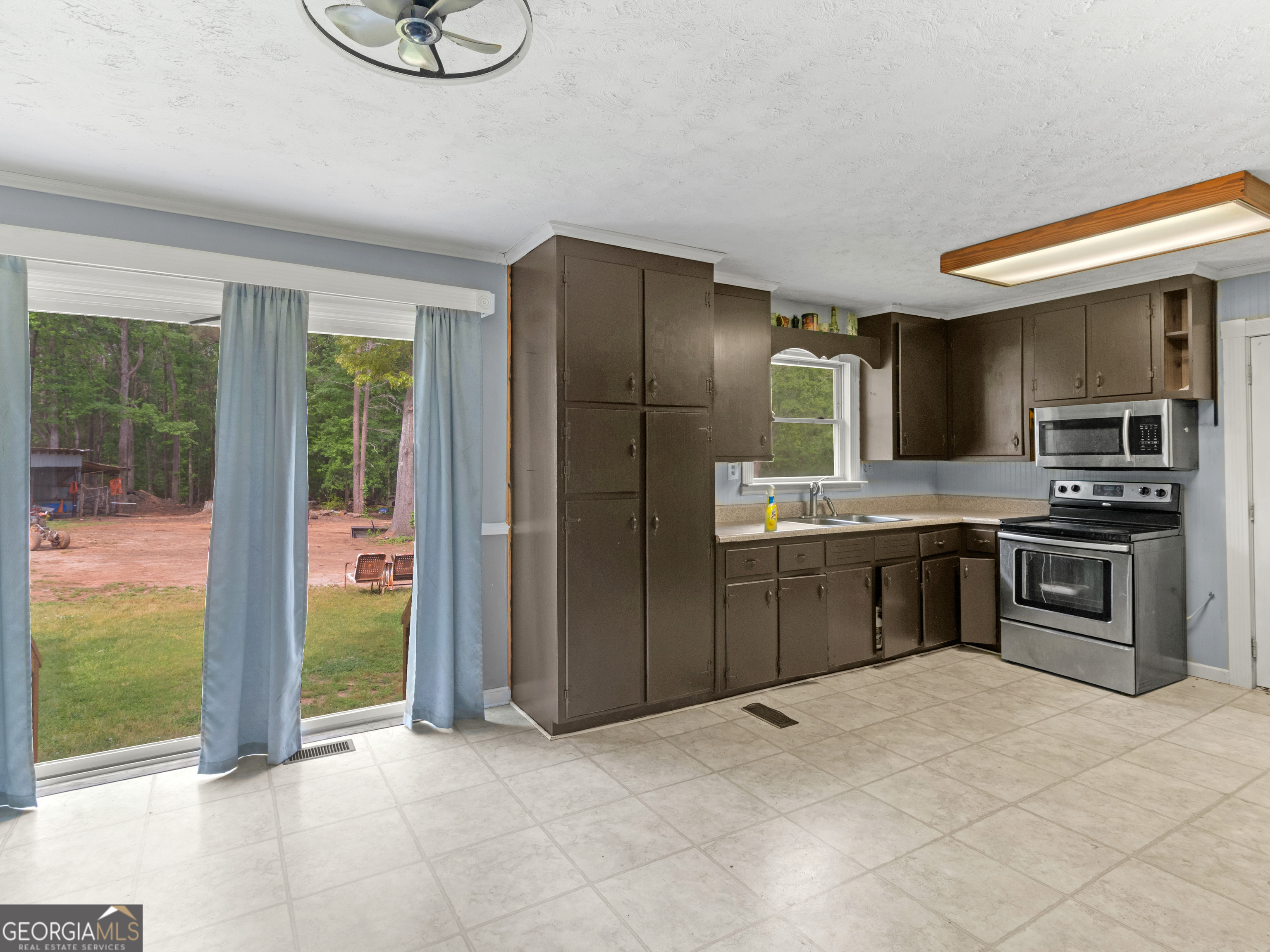 4148 Highway 162 Covington, GA 30016 - Photo 4 of 19