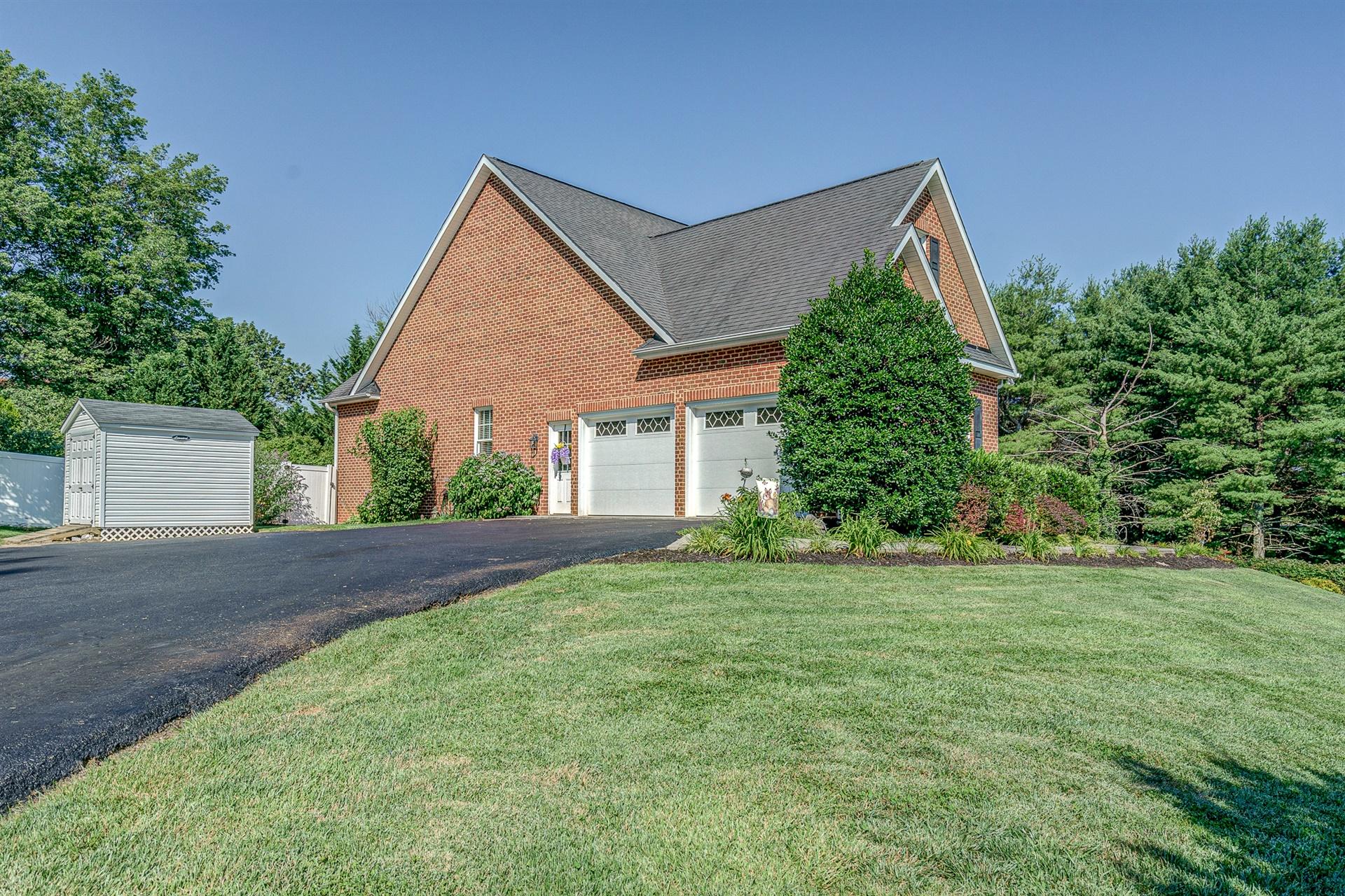 7969 Alpine Road Roanoke, VA 24019 - Photo 4 of 75 04-7969 Alpine Rd 004