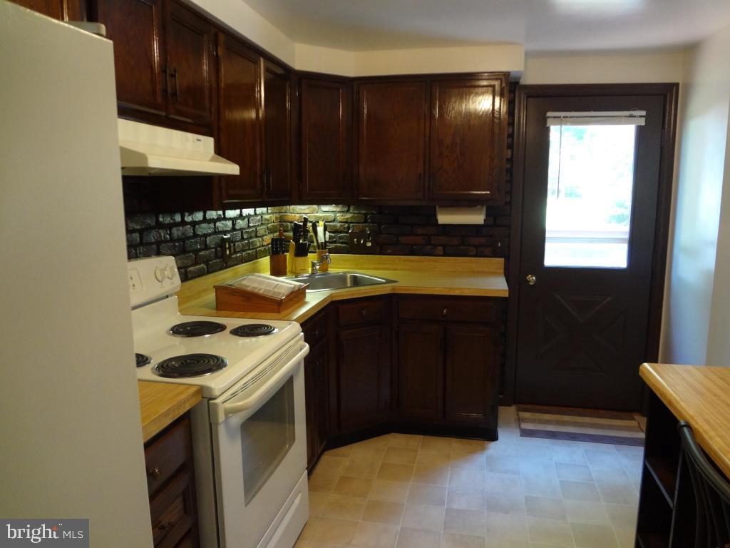 116 Winter Hill Road Lititz, PA 17543 - Photo 5 of 30 a kitchen with a sink and cabinets