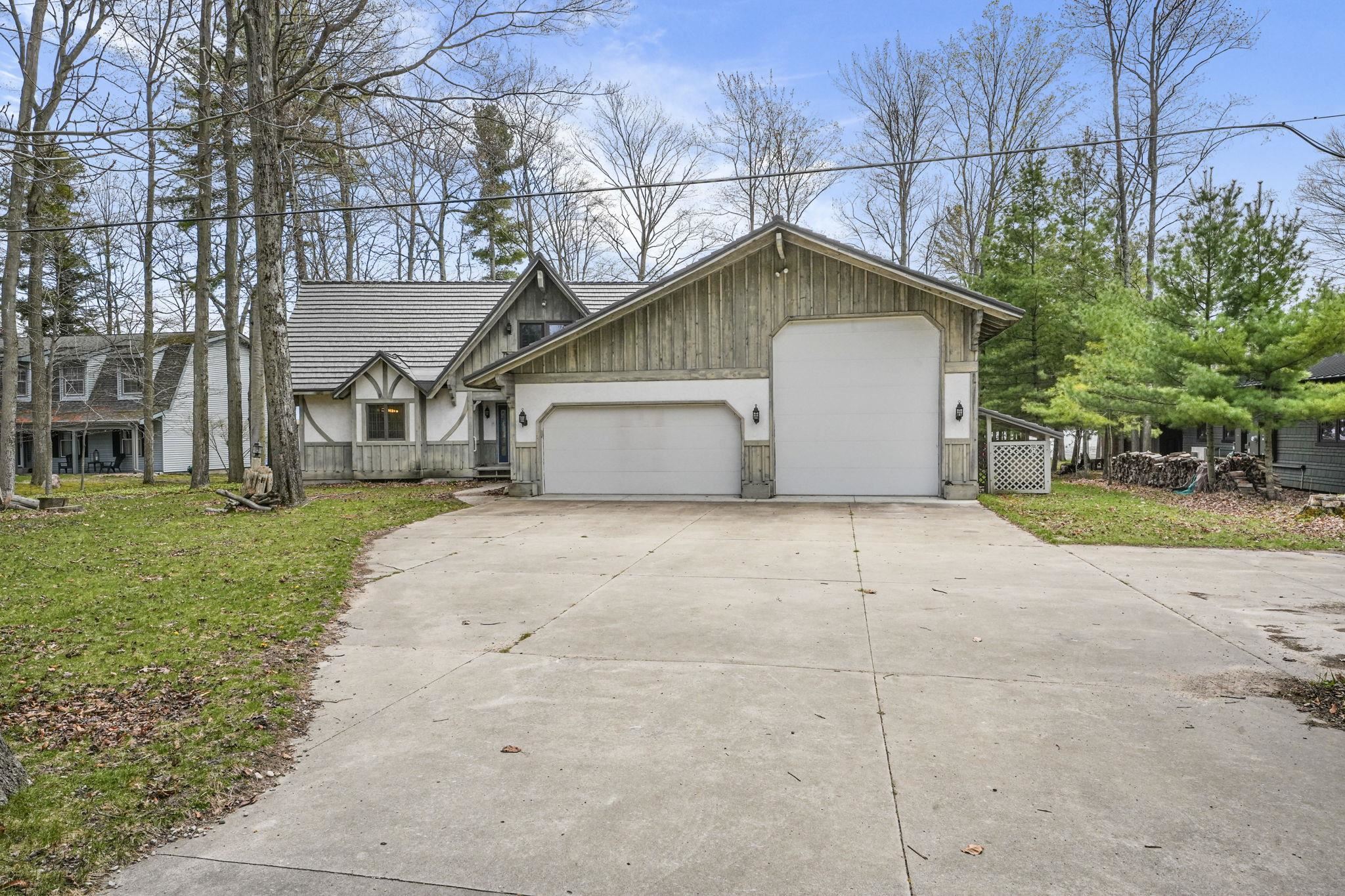 45 West Traverse Lake Road Cedar, MI 49621 - Photo 52 of 57