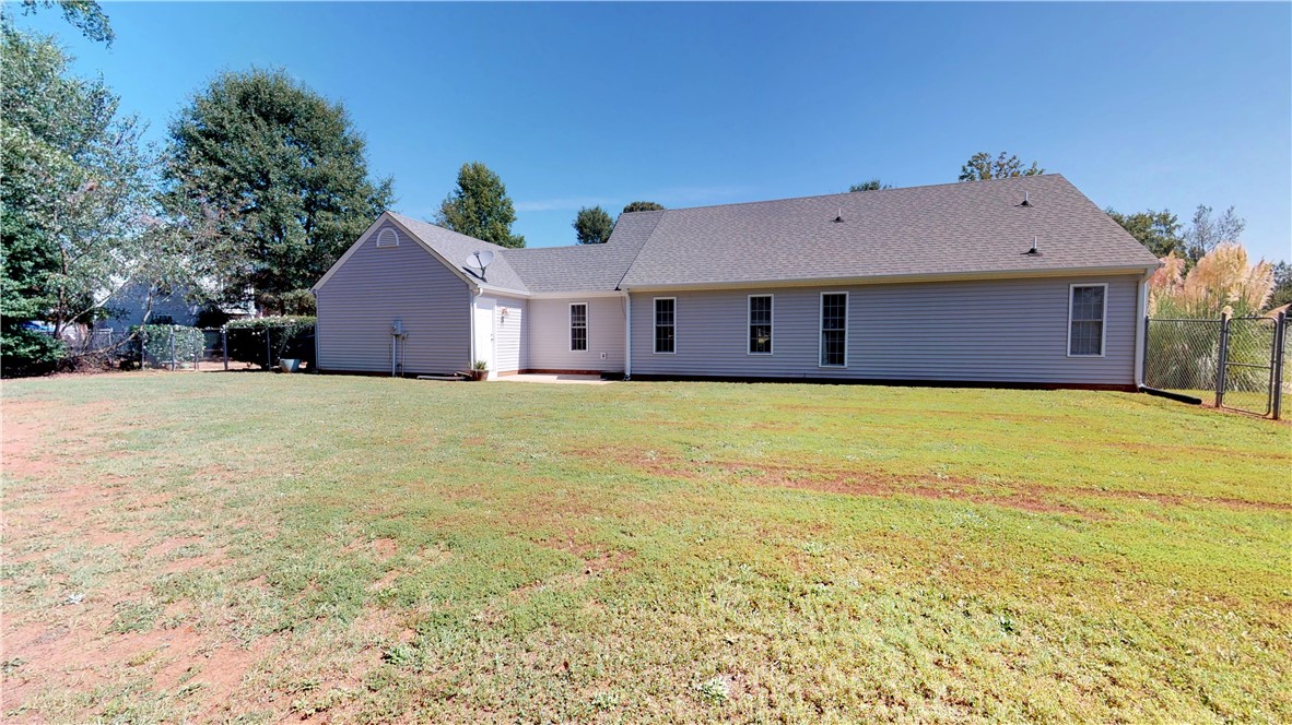 115 P-4-81 Pendleton, SC 29670 - Photo 3 of 33