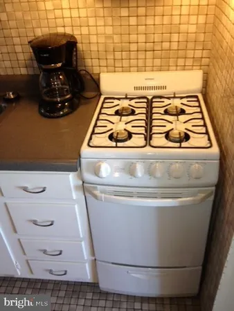 $161,000 | 604 South Washington Square, Unit 1301, Philadelphia, PA 19106