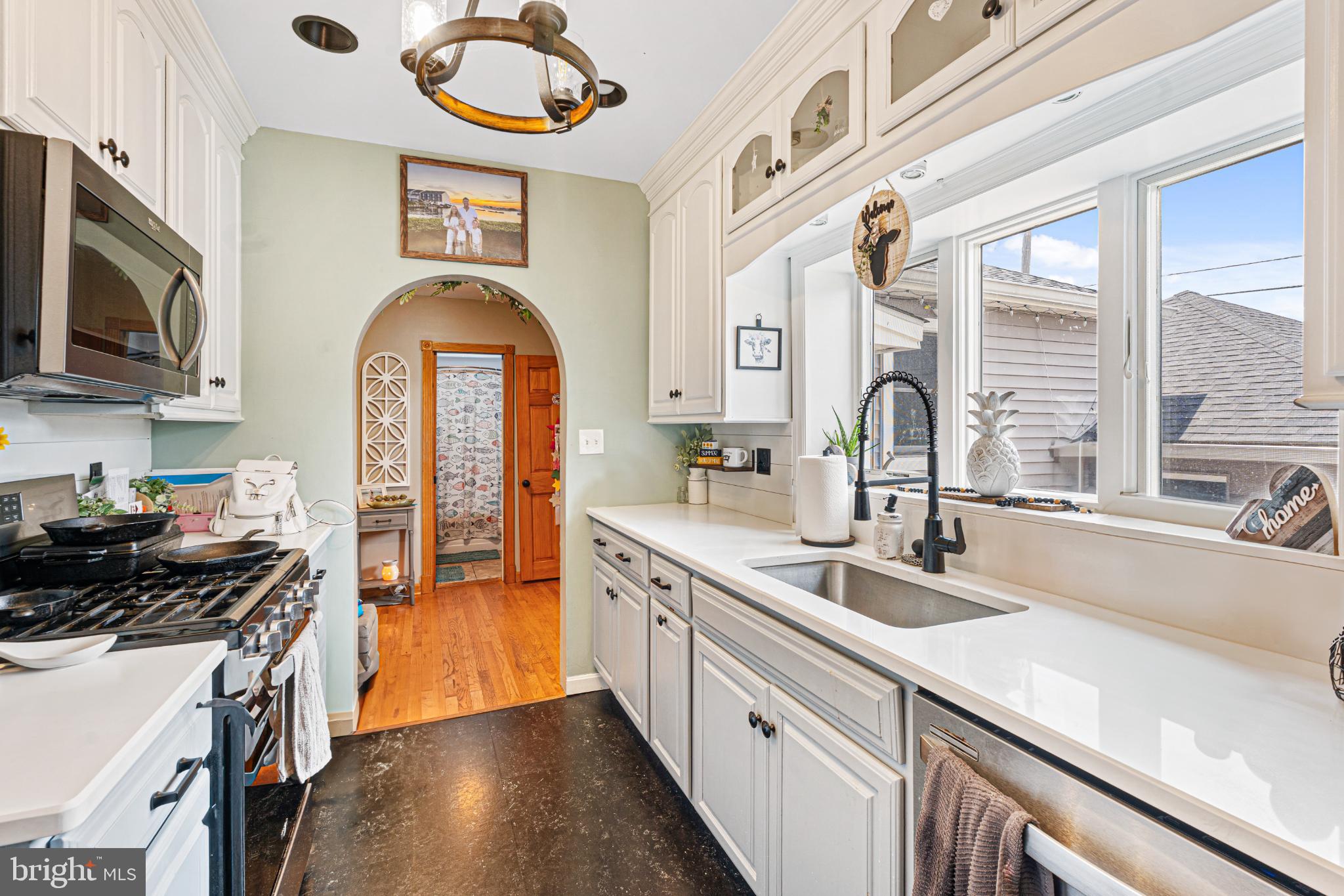 7118 River Drive Road Sparrows Point, MD 21219 - Photo 11 of 52 Charming kitchen with modern finishes.