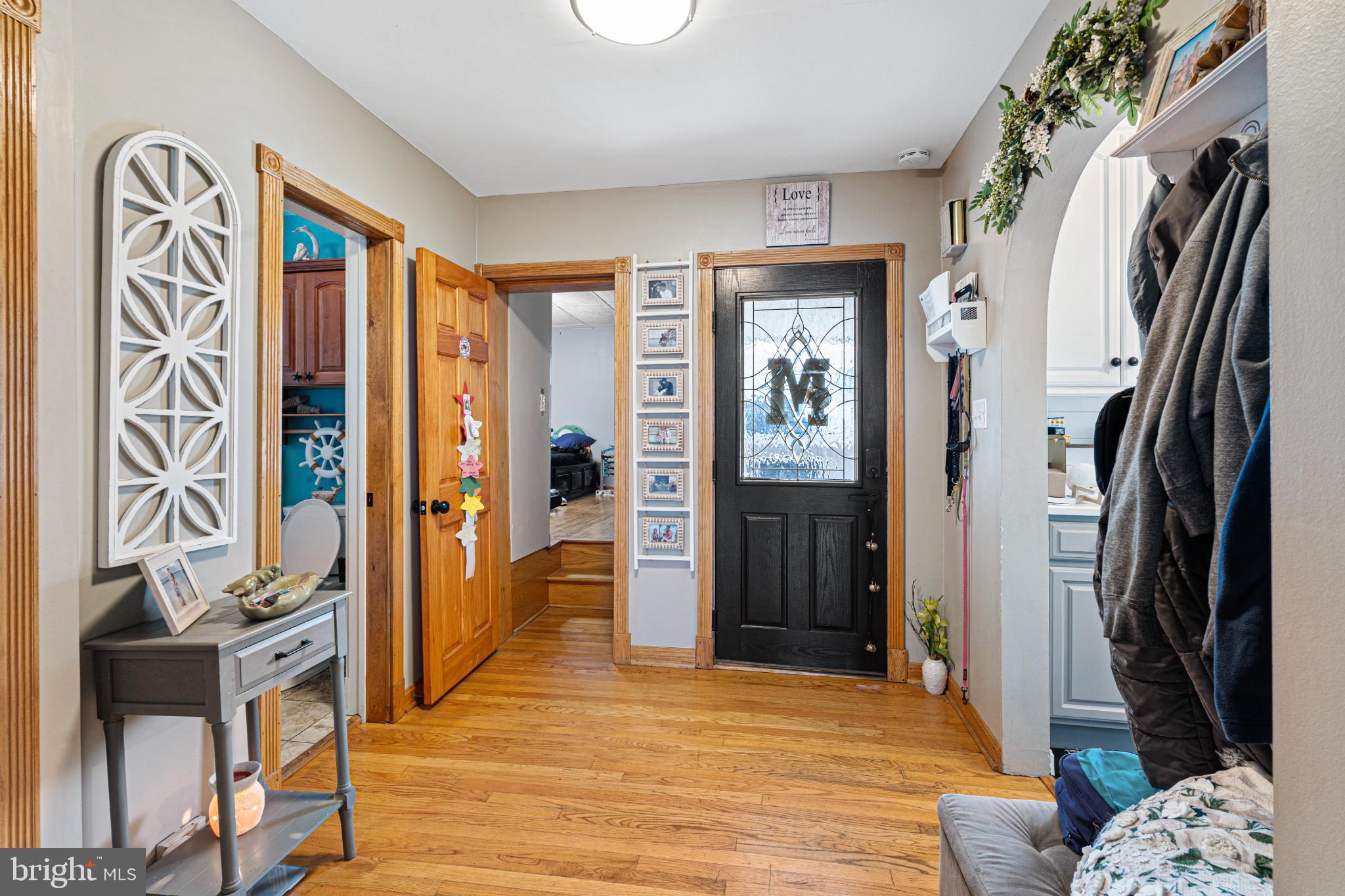 7118 River Drive Road Sparrows Point, MD 21219 - Photo 9 of 52 Welcoming entryway with charming details.