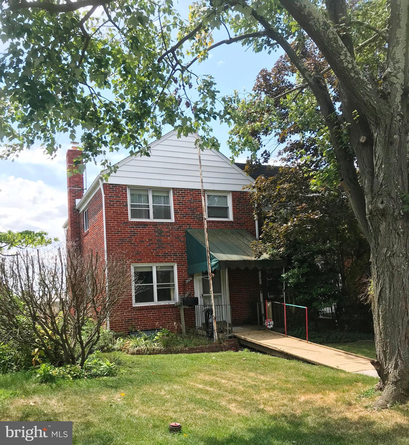 3 Bd 1.5 Ba Brick EOG