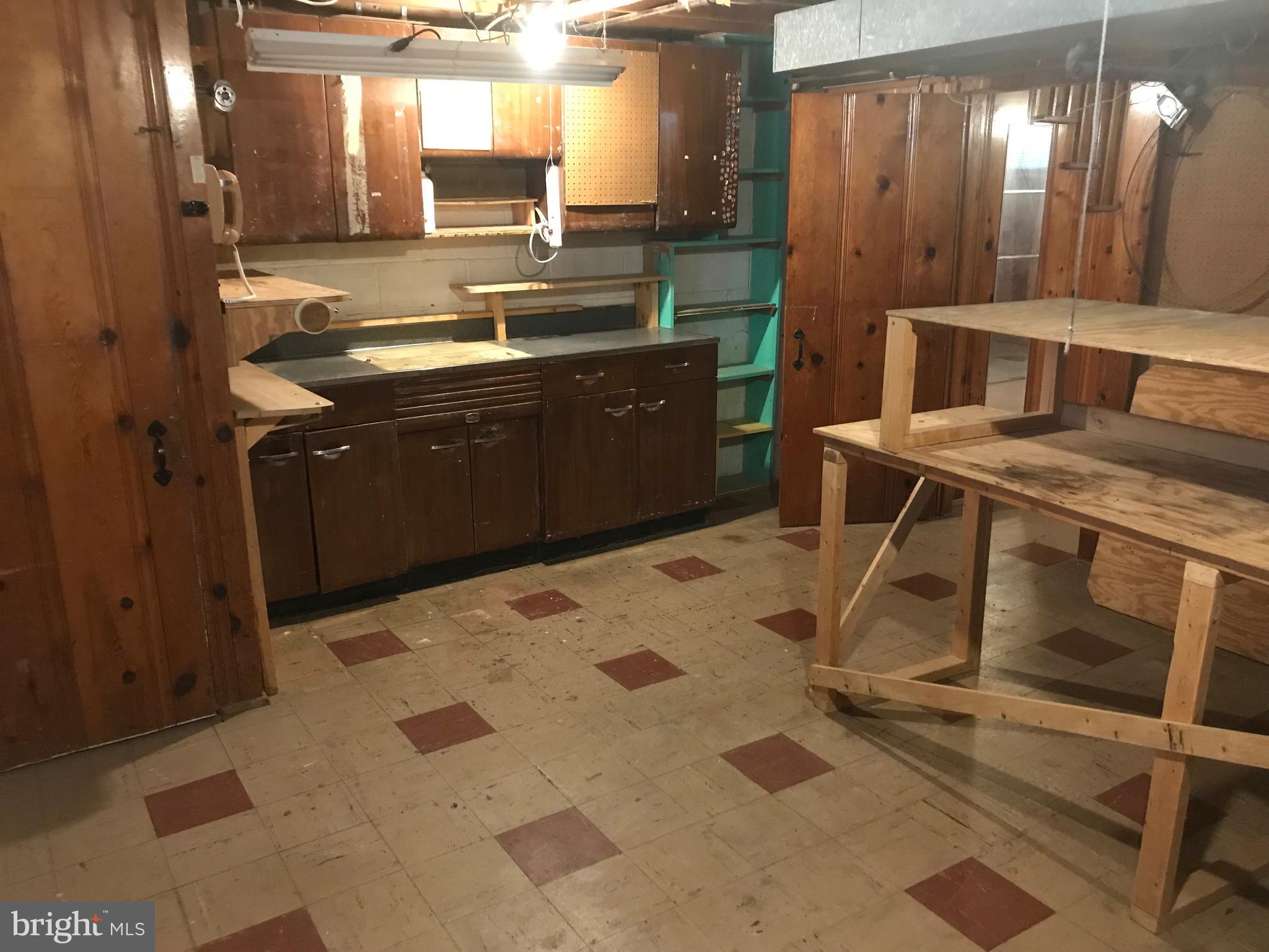 1257 Halstead Road Baltimore, MD 21234 - Photo 14 of 15 LL work space - 1/2 bath