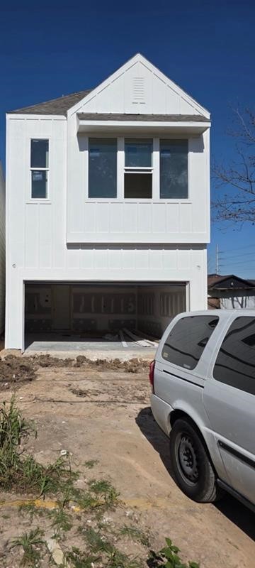 313 Tennessee Street Houston, TX 77029 - Photo 15 of 15 a view of a car parked front of a house