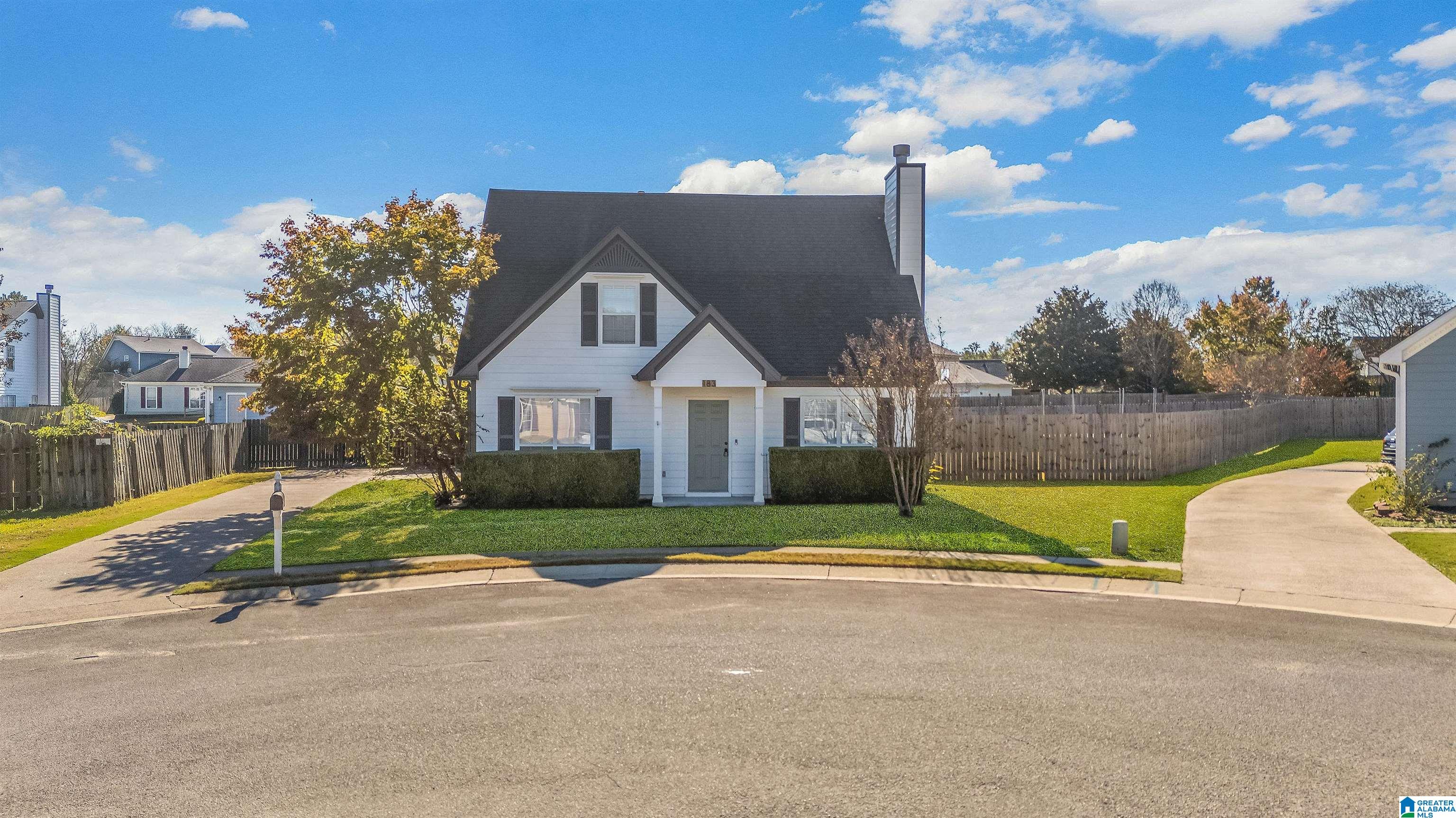 183 Stonecliff Circle Pelham, AL 35124 - Photo 2 of 36