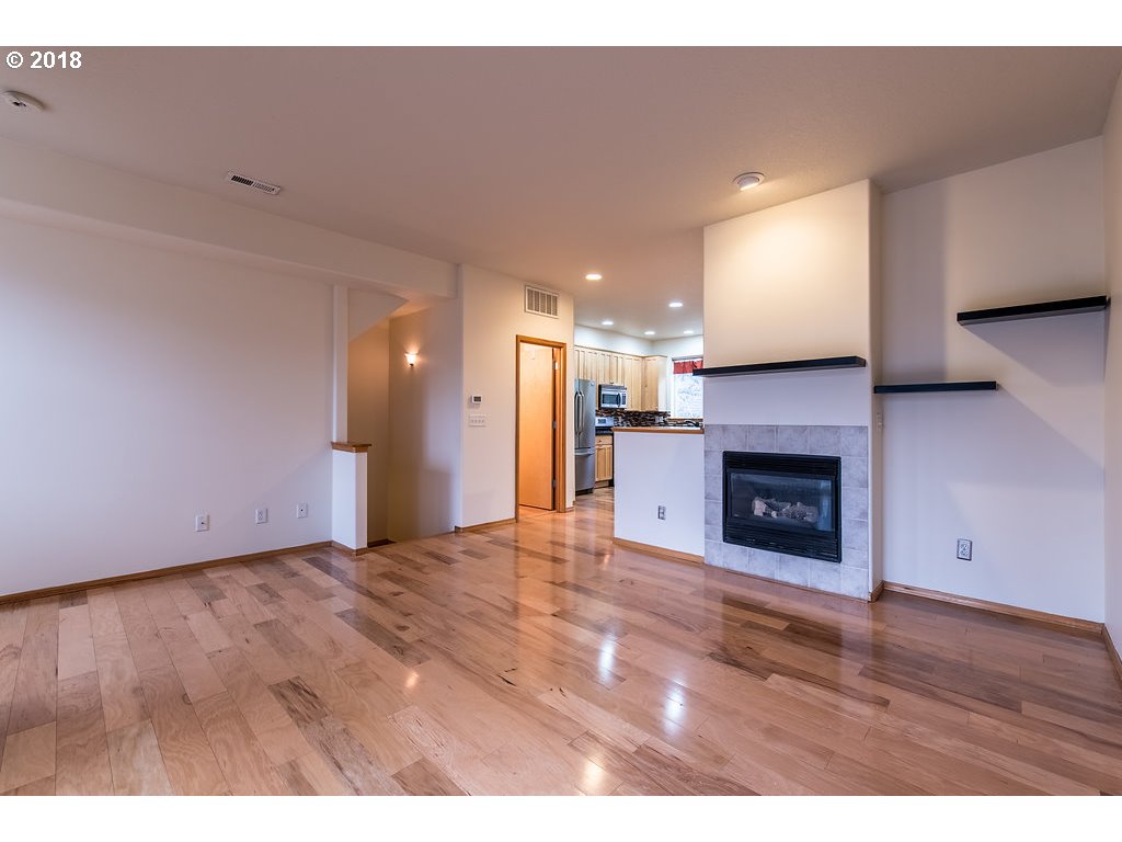 9919 North Decatur Street Portland, OR 97203 - Photo 6 of 23 Gallery Image 6