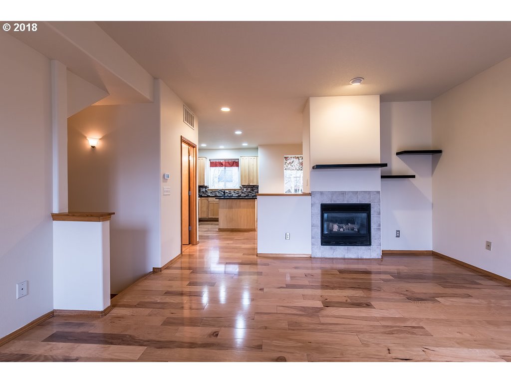 9919 North Decatur Street Portland, OR 97203 - Photo 7 of 23 Gallery Image 7