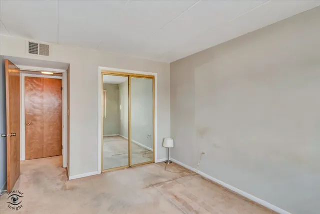 $179,000 | 2900 Maple Avenue, Unit 22A, Downers Grove, IL 60515